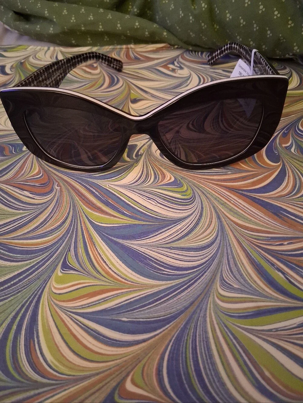 Kate Spade Black Cat Eye Sunglasses - Stylish Women's Shades NWT